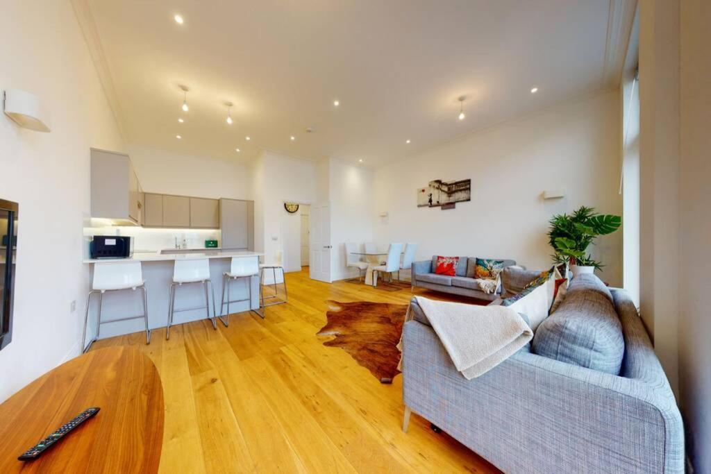 Modern 1 Bed Flat Camden 5 Min Walktube Station London Exterior photo