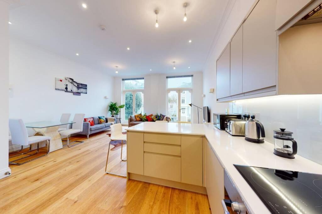 Modern 1 Bed Flat Camden 5 Min Walktube Station London Exterior photo